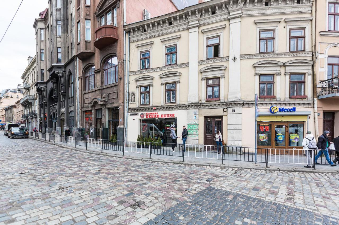 2 Kn. Romana Apartment Lviv Buitenkant foto