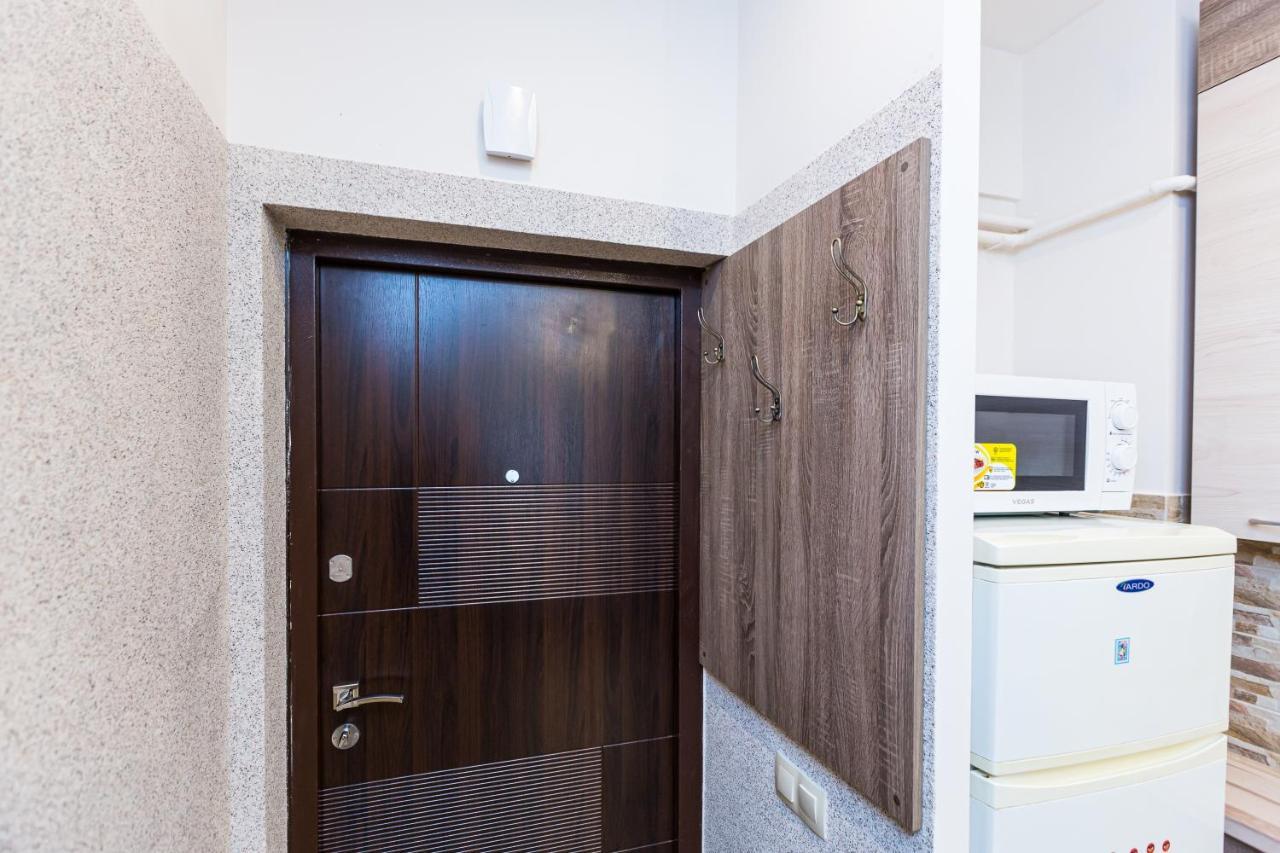 2 Kn. Romana Apartment Lviv Buitenkant foto